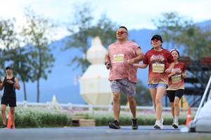 BIB: 
                            <button type="button" onclick="openModal(27893590)" class="btn btn-primary btn-sm float-right btn-popup" data-toggle="modal" data-target=".modal-high-quality">
                        <i class="fas fa-shopping-cart"></i> Add to Cart
                    </button>
                                            <button type="button" onclick="isThisMe(27893590, true)" class="btn btn-success btn-sm float-right btn-popup btn-isme hidden" data-toggle="tooltip" data-placement="bottom" title="นี่คือรูปของคุณใช่ไหม คลิกที่นี่เพื่อเอาเข้าอัลบั้ม">
                        <i class="fas fa-plus"></i> Add to album
                    </button>
                    <button type="button" onclick="isThisMe(27893590, false)" class="btn btn-warning btn-sm float-right btn-popup btn-isnotme hidden">
                        <i class="fas fa-ban"></i> Remove from album
                    </button>